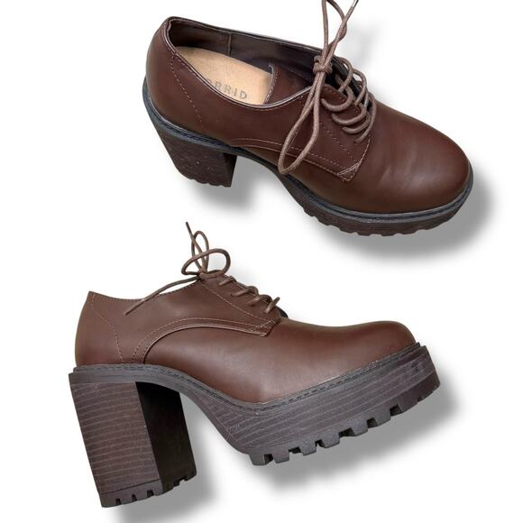 Torrid Brown Lace-Up Heeled Oxford Lug Sole Block Heel Ankle Chunky Boots 9.5WW - Picture 7 of 10